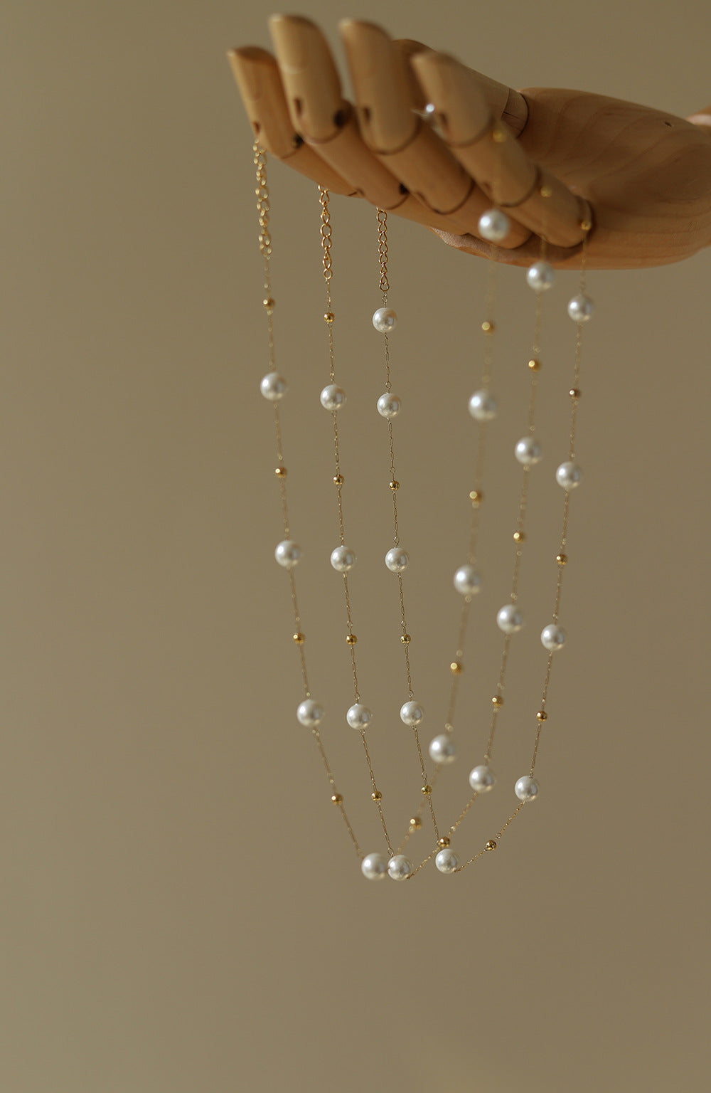 Beverly pearls necklace