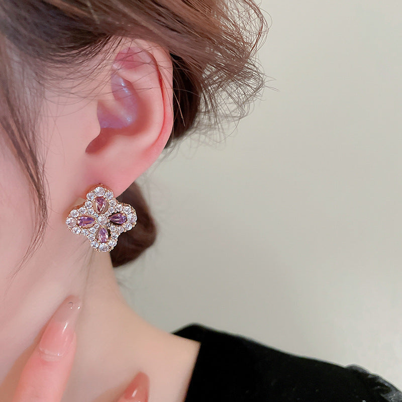 Clover Elegance
