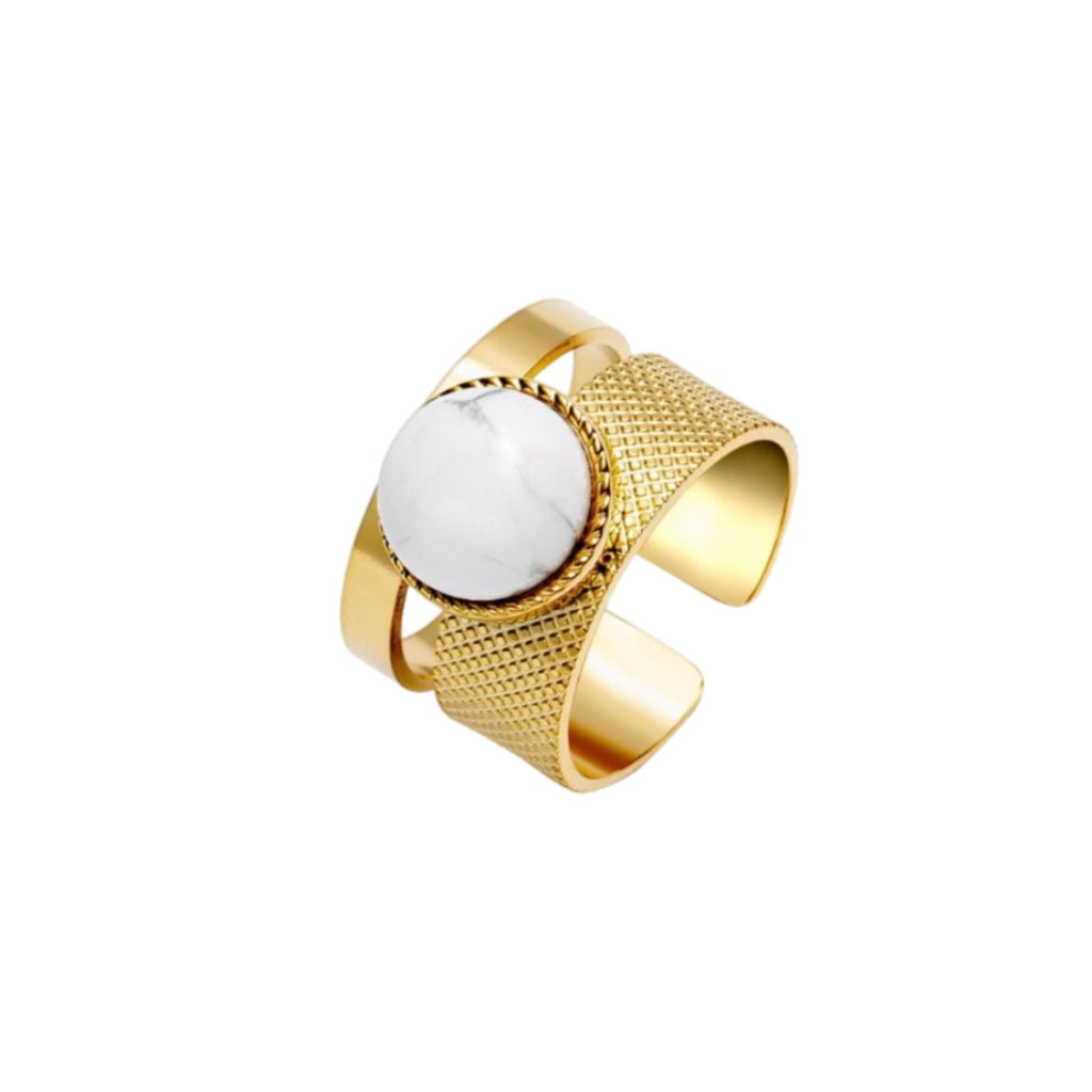 White round expandable ring